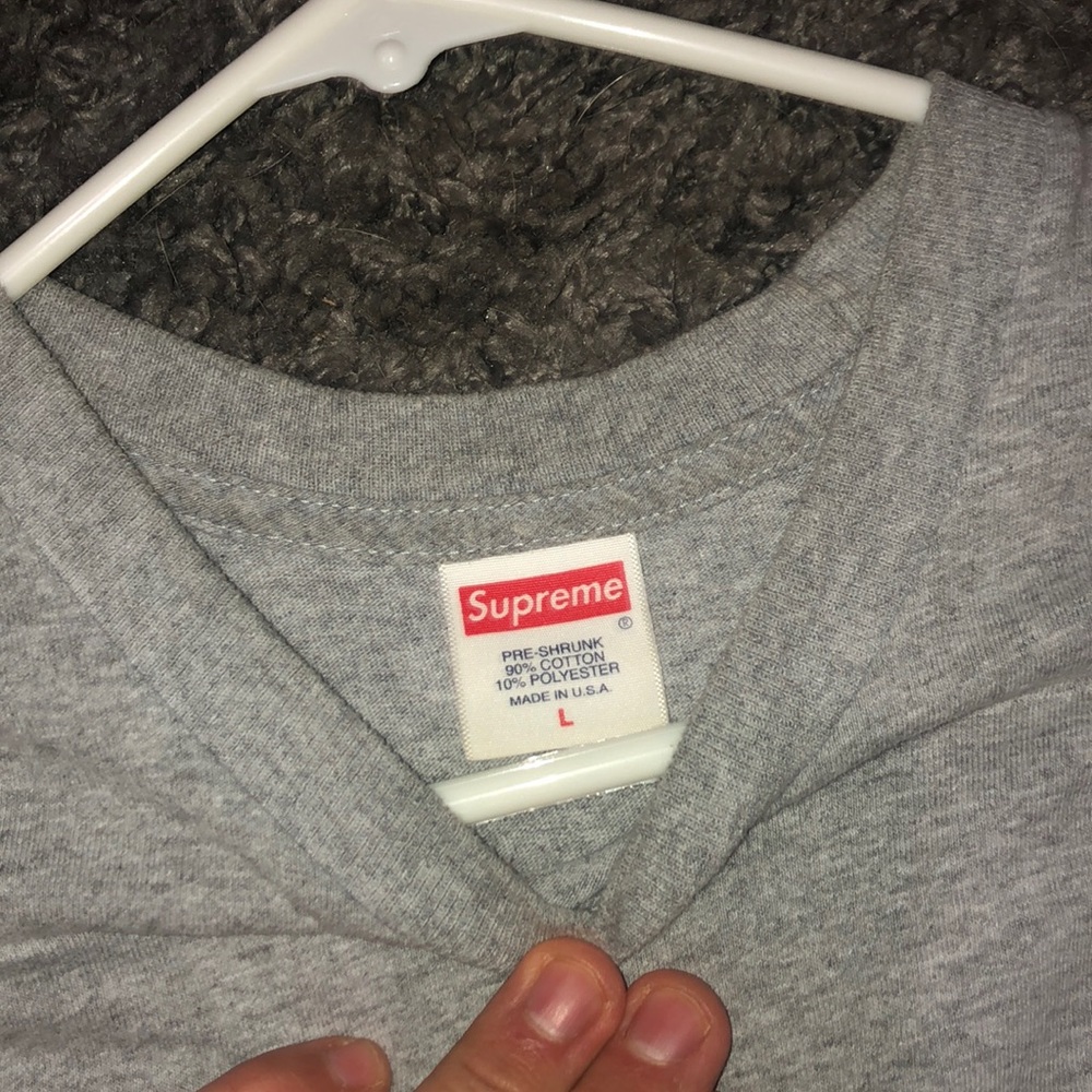 Supreme tee - Picture 2 of 2